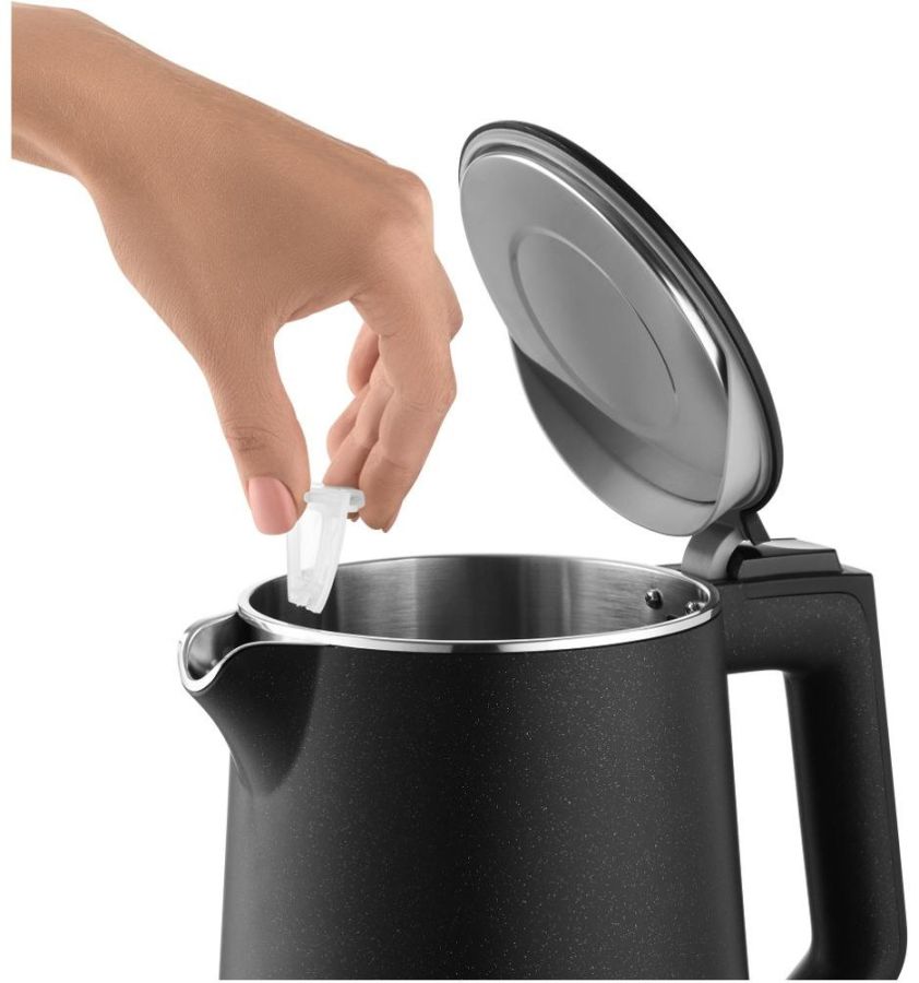 SENCOR Rychlovarná konvice 1,7 l, 2 200 W – černá